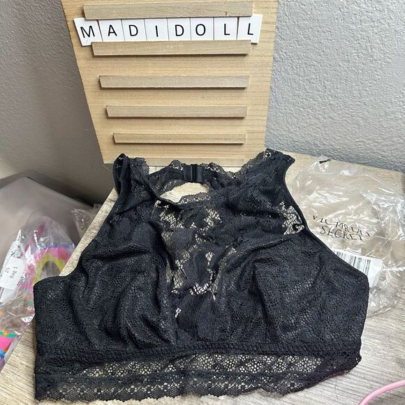 Victoria’s Secret Women’s Large Black Lace Bralette New - Picture 1 of 5